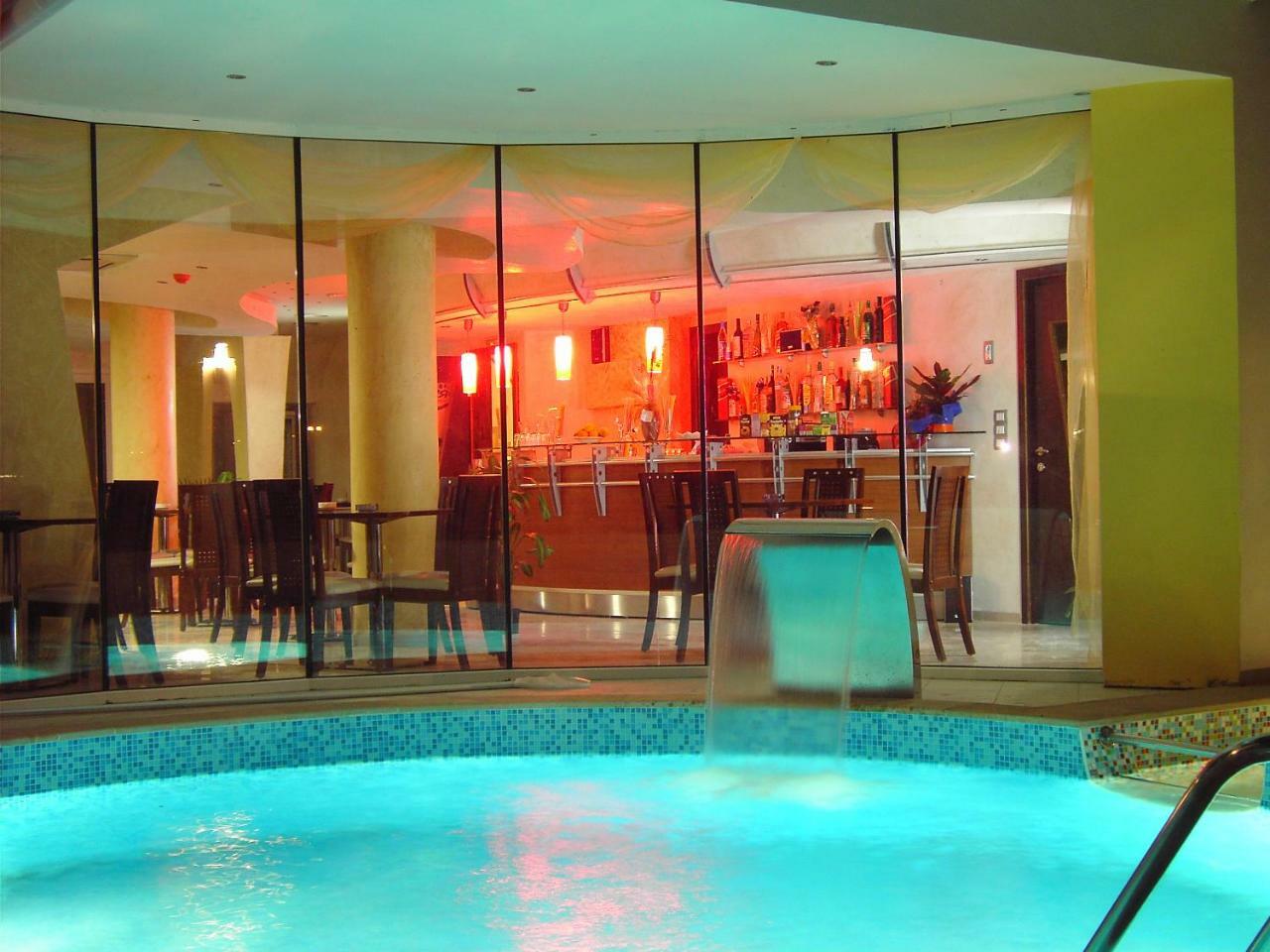 רבדה Fresh Family Hotel מראה חיצוני תמונה