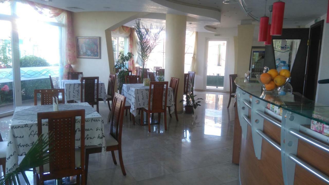 רבדה Fresh Family Hotel מראה חיצוני תמונה