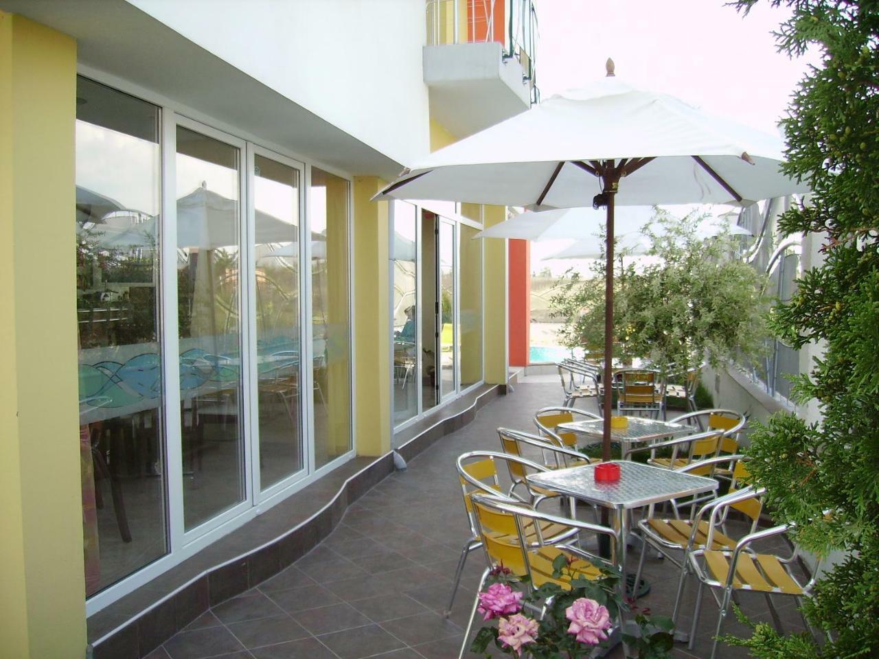רבדה Fresh Family Hotel מראה חיצוני תמונה