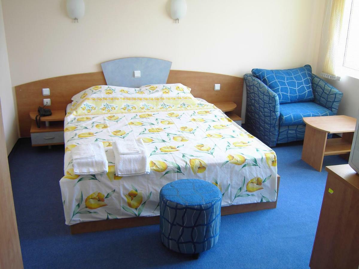רבדה Fresh Family Hotel מראה חיצוני תמונה